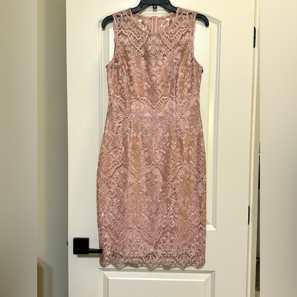 Brand New Ladies size 10 Soft Pink Vince Camuto Dress